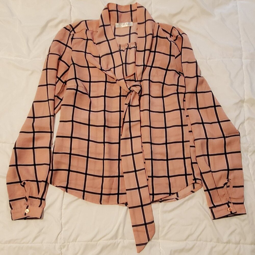 Sweet Habit Collared Long Sleeve Lolita Style Blouse with Bow - Small